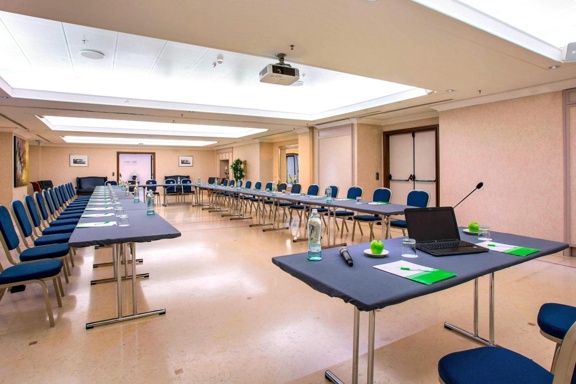 Courtyard By Marriott Rome Central Park Eksteriør billede